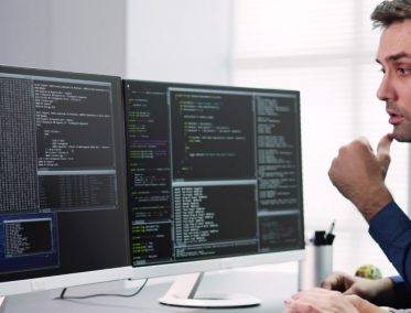 Risks and vulnerabilities of using outdated operating systems